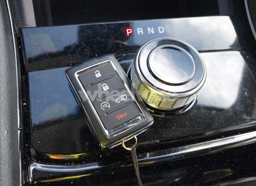 Photo 11 of 2023 Jeep Grand CHEROKEE LAREDO 4X4 (VIN 1C4RJHAG2PC540747)