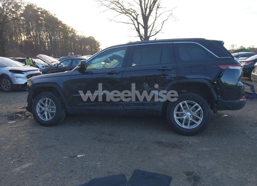 Photo 15 of 2023 Jeep Grand CHEROKEE LAREDO 4X4 (VIN 1C4RJHAG2PC540747)
