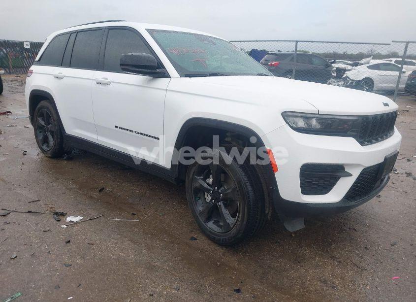 2023 Jeep Grand CHEROKEE ALTITUDE 4X4 (VIN 1C4RJHAG2PC562151) main photo