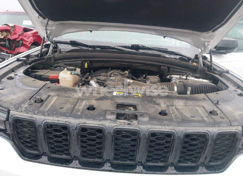 Photo 10 of 2023 Jeep Grand CHEROKEE ALTITUDE 4X4 (VIN 1C4RJHAG2PC562151)