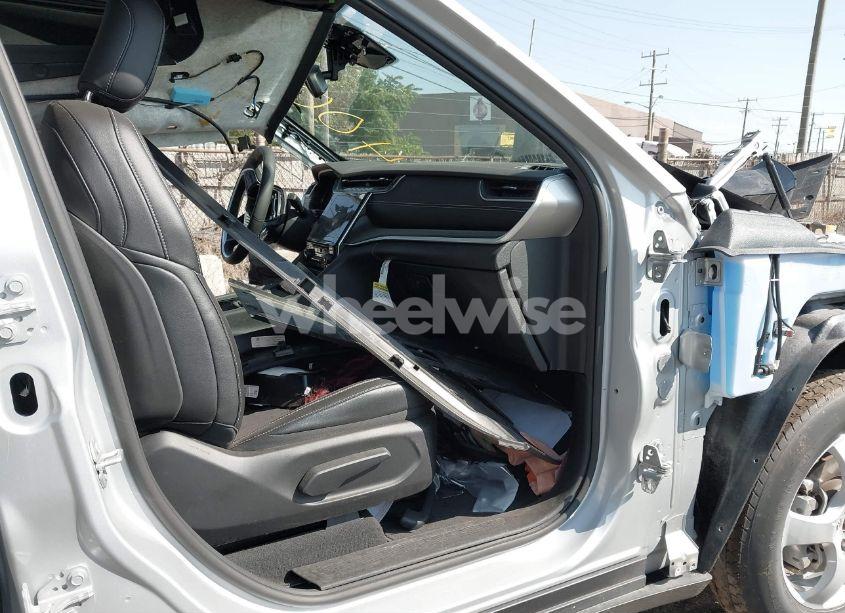 Photo 5 of 2023 Jeep Grand CHEROKEE ALTITUDE 4X4 (VIN 1C4RJHAG2PC594002)