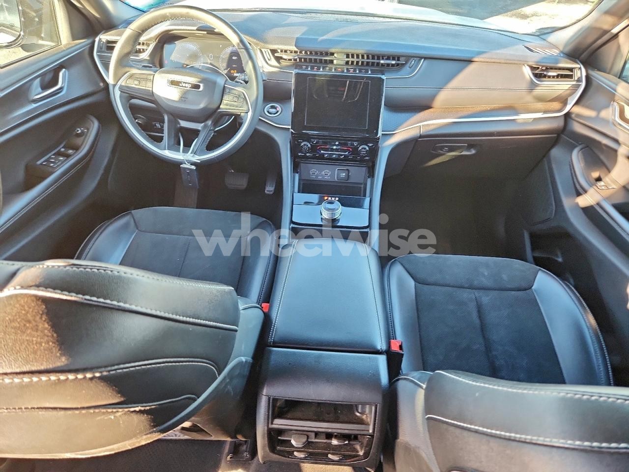 Photo 8 of 2024 JEEP GRAND CHEROKEE LAREDO (VIN 1C4RJHAG2R8535022)