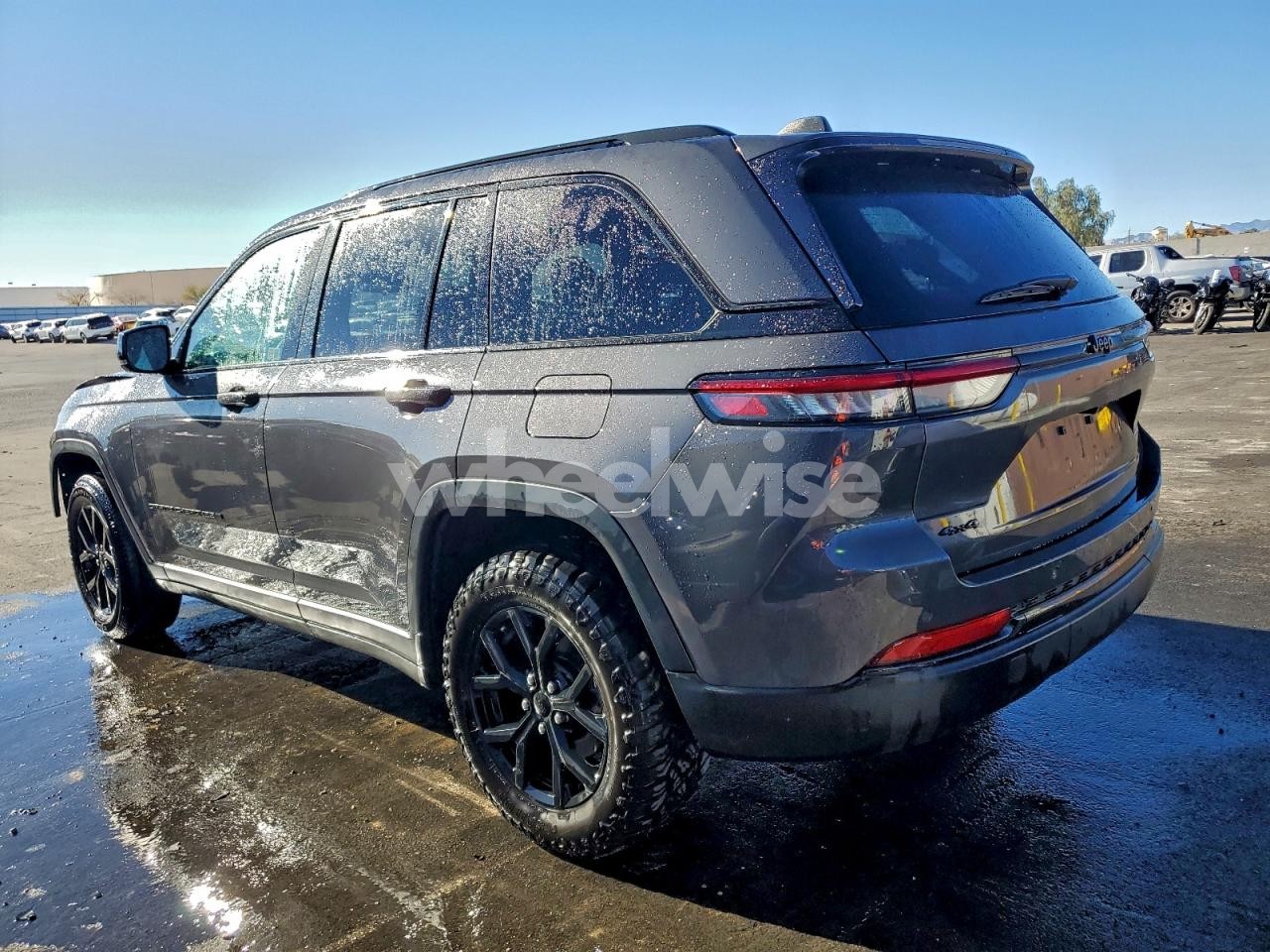 Photo 2 of 2024 JEEP GRAND CHEROKEE LAREDO (VIN 1C4RJHAG2RC142201)