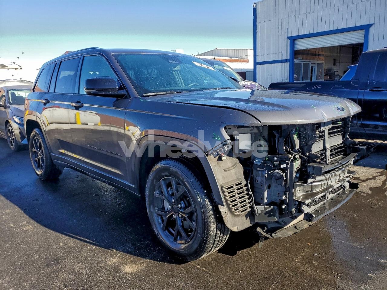 Photo 4 of 2024 JEEP GRAND CHEROKEE LAREDO (VIN 1C4RJHAG2RC142201)