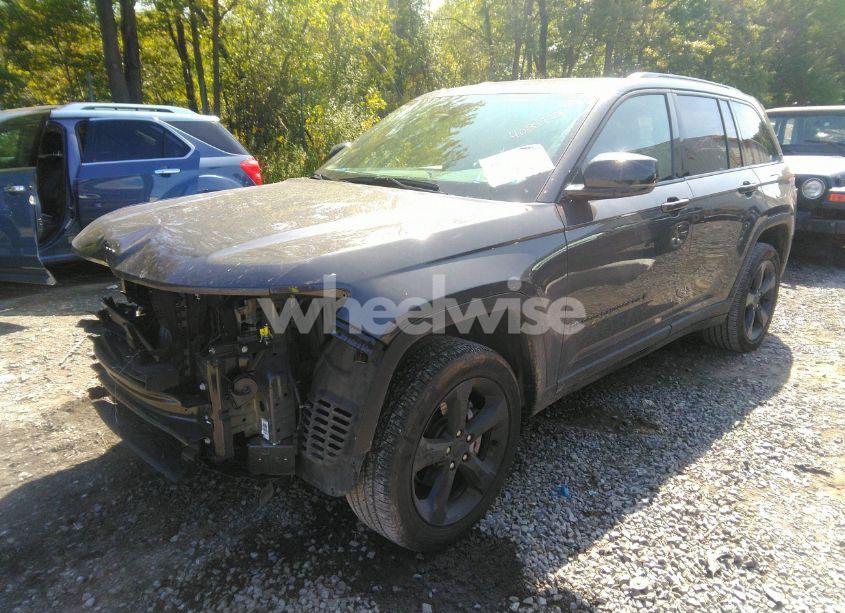 Photo 2 of 2024 Jeep Grand CHEROKEE ALTITUDE 4X4 (VIN 1C4RJHAG2RC206091)