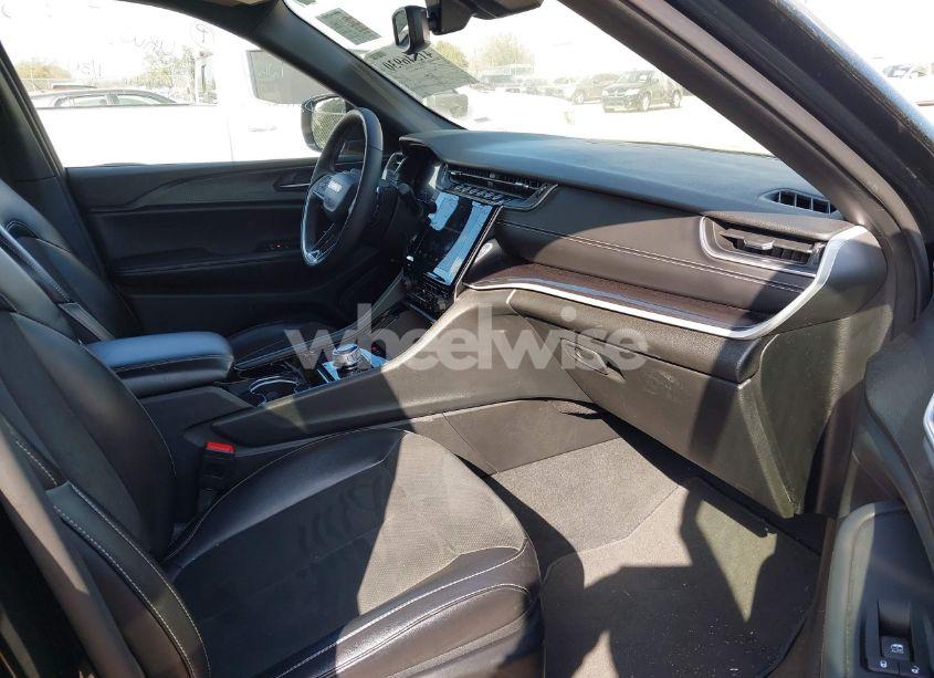 Photo 5 of 2023 Jeep Grand CHEROKEE ALTITUDE 4X4/ALTITUDE X 4X4/LAREDO 4X4/LAREDO X 4X4 (VIN 1C4RJHAG3PC539302)