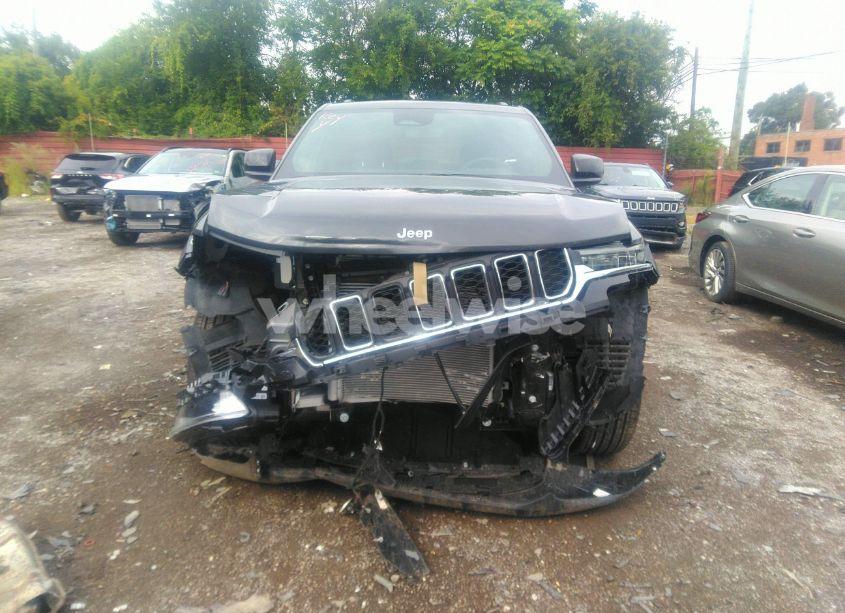 Photo 6 of 2024 Jeep Grand CHEROKEE LAREDO X 4X4 (VIN 1C4RJHAG3RC185851)