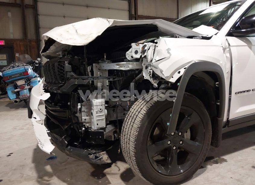 Photo 6 of 2024 Jeep Grand CHEROKEE ALTITUDE 4X4 (VIN 1C4RJHAG3RC698243)