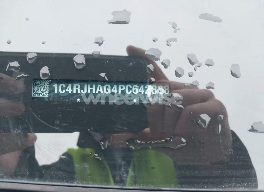 Photo 9 of 2023 Jeep Grand CHEROKEE ALTITUDE X 4X4 (VIN 1C4RJHAG4PC642888)