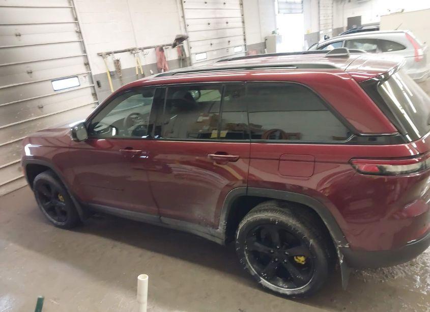 Photo 14 of 2023 Jeep Grand CHEROKEE ALTITUDE 4X4 (VIN 1C4RJHAG5P8701692)