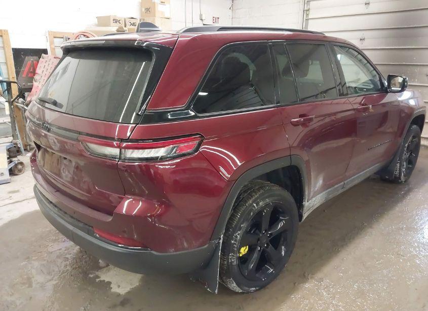 Photo 4 of 2023 Jeep Grand CHEROKEE ALTITUDE 4X4 (VIN 1C4RJHAG5P8701692)