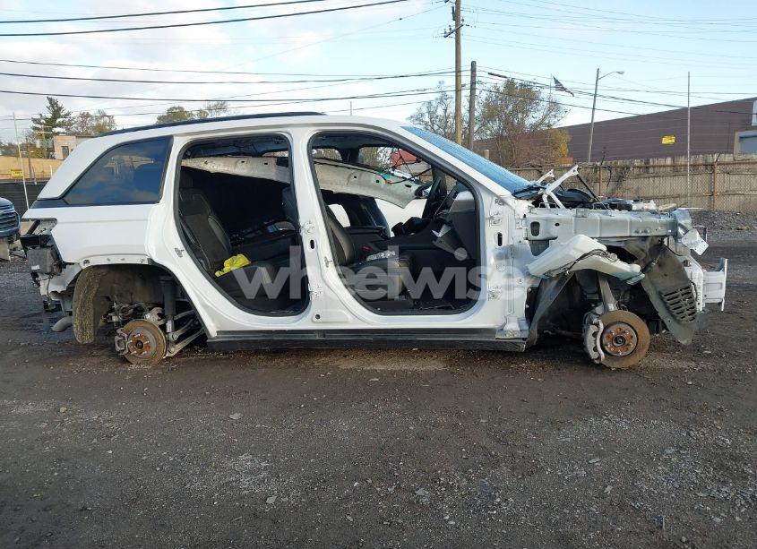Photo 12 of 2023 Jeep Grand CHEROKEE ALTITUDE X 4X4 (VIN 1C4RJHAG5PC645881)