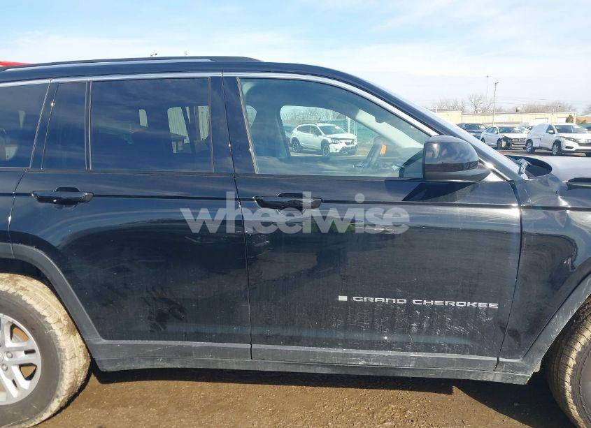 Photo 14 of 2024 Jeep Grand CHEROKEE LAREDO 4X4 (VIN 1C4RJHAG5RC696722)