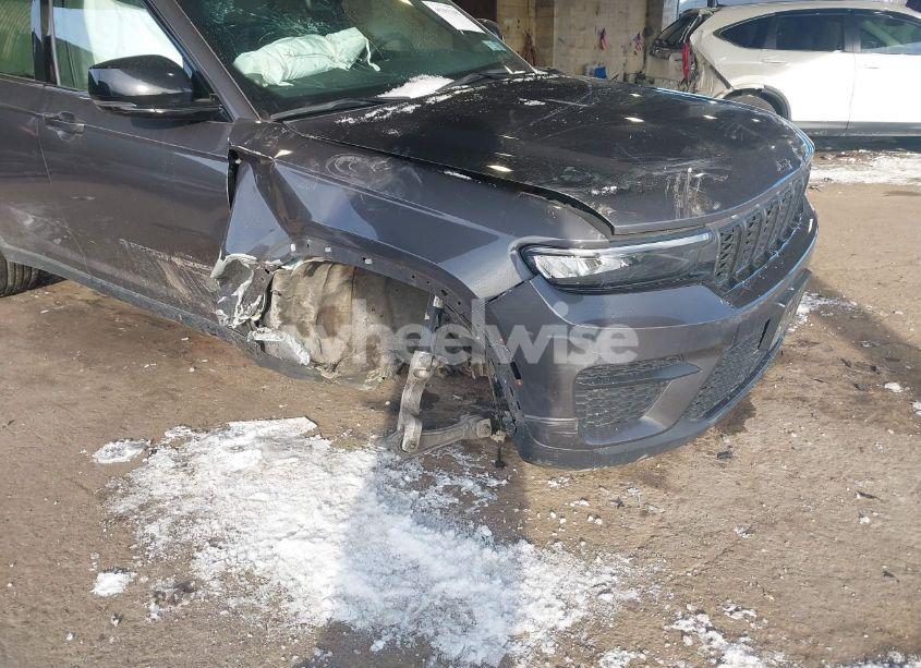 Photo 6 of 2022 Jeep Grand CHEROKEE ALTITUDE 4X4 (VIN 1C4RJHAG6N8574237)