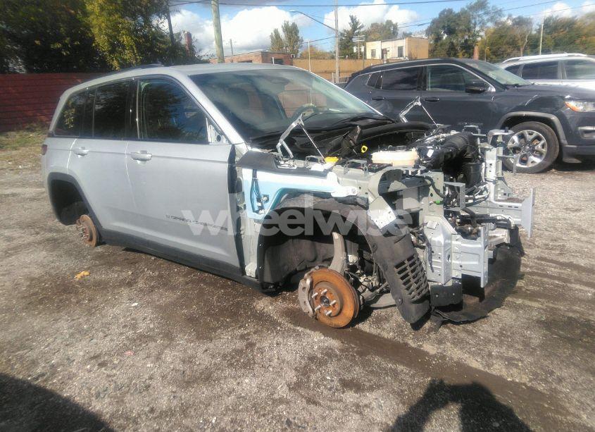 2023 Jeep Grand CHEROKEE LAREDO 4X4 (VIN 1C4RJHAG6P8851178) main photo