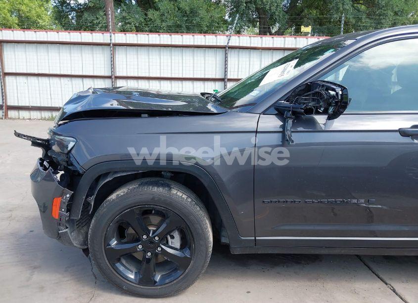 Photo 18 of 2023 Jeep Grand CHEROKEE ALTITUDE 4X4 (VIN 1C4RJHAG6PC546003)
