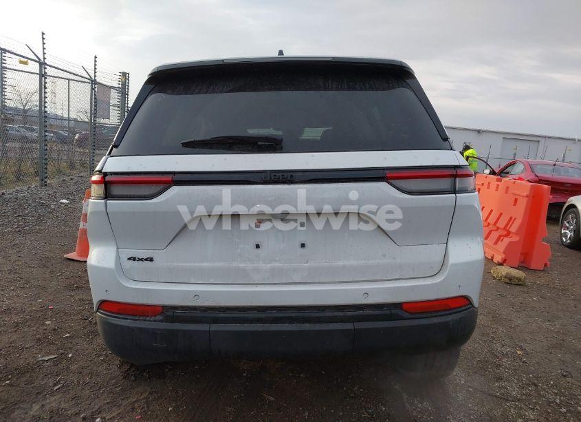 Photo 17 of 2023 Jeep Grand CHEROKEE ALTITUDE 4X4 (VIN 1C4RJHAG6PC620620)