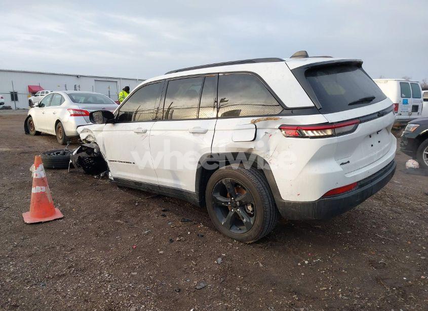 Photo 3 of 2023 Jeep Grand CHEROKEE ALTITUDE 4X4 (VIN 1C4RJHAG6PC620620)