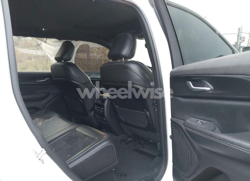 Photo 8 of 2023 Jeep Grand CHEROKEE ALTITUDE 4X4 (VIN 1C4RJHAG6PC620620)