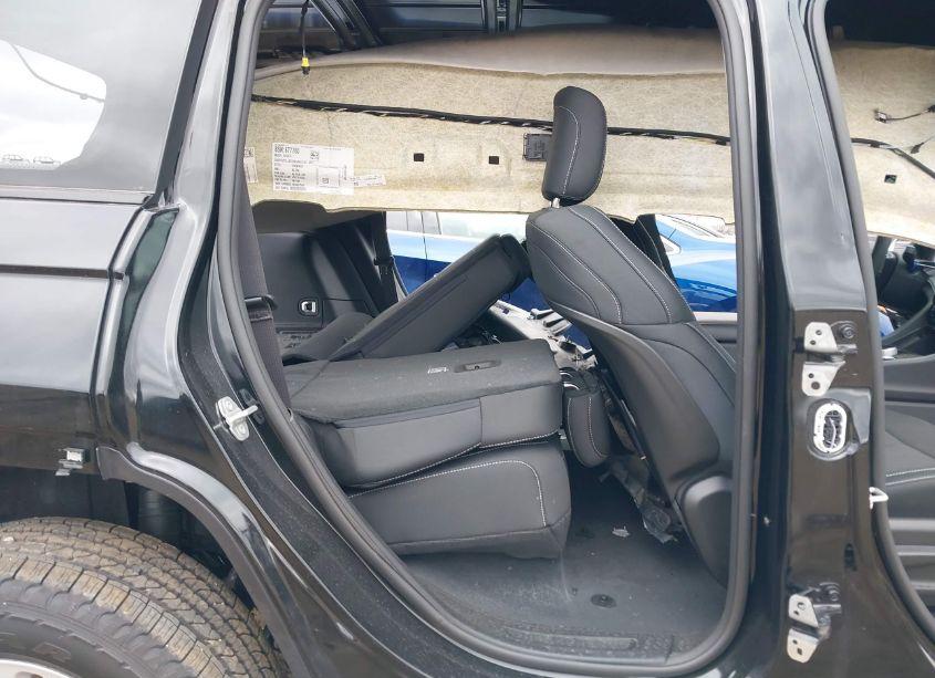 Photo 8 of 2023 Jeep Grand CHEROKEE LAREDO (VIN 1C4RJHAG6PC640639)