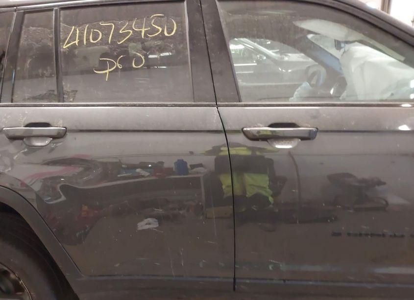 Photo 13 of 2023 Jeep Grand CHEROKEE ALTITUDE X 4X4 (VIN 1C4RJHAG6PC660213)