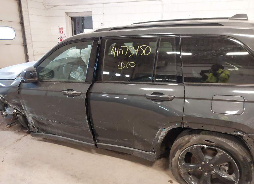 Photo 14 of 2023 Jeep Grand CHEROKEE ALTITUDE X 4X4 (VIN 1C4RJHAG6PC660213)