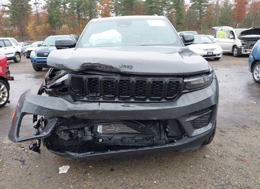 Photo 12 of 2024 Jeep Grand CHEROKEE ALTITUDE X 4X4 (VIN 1C4RJHAG6RC121481)