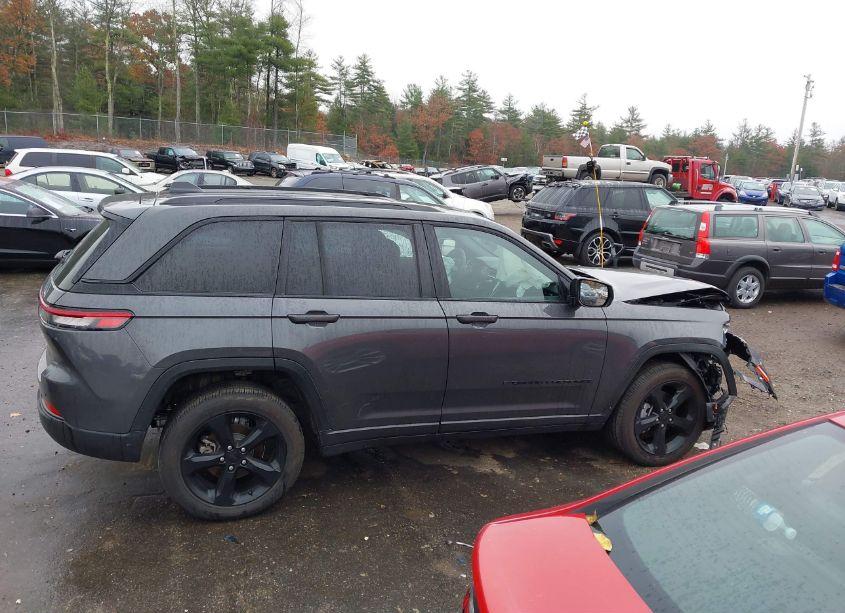 Photo 13 of 2024 Jeep Grand CHEROKEE ALTITUDE X 4X4 (VIN 1C4RJHAG6RC121481)