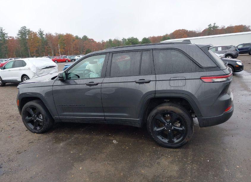 Photo 14 of 2024 Jeep Grand CHEROKEE ALTITUDE X 4X4 (VIN 1C4RJHAG6RC121481)