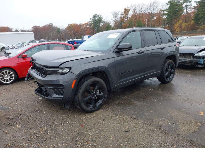 Photo 2 of 2024 Jeep Grand CHEROKEE ALTITUDE X 4X4 (VIN 1C4RJHAG6RC121481)