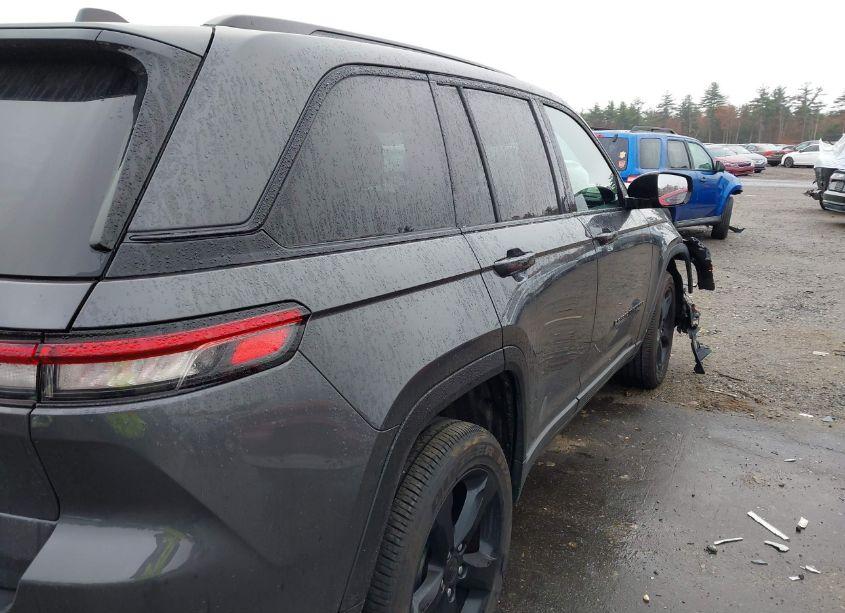 Photo 4 of 2024 Jeep Grand CHEROKEE ALTITUDE X 4X4 (VIN 1C4RJHAG6RC121481)