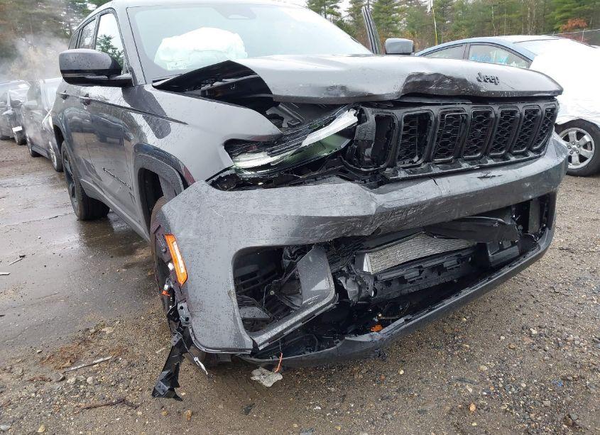 Photo 6 of 2024 Jeep Grand CHEROKEE ALTITUDE X 4X4 (VIN 1C4RJHAG6RC121481)