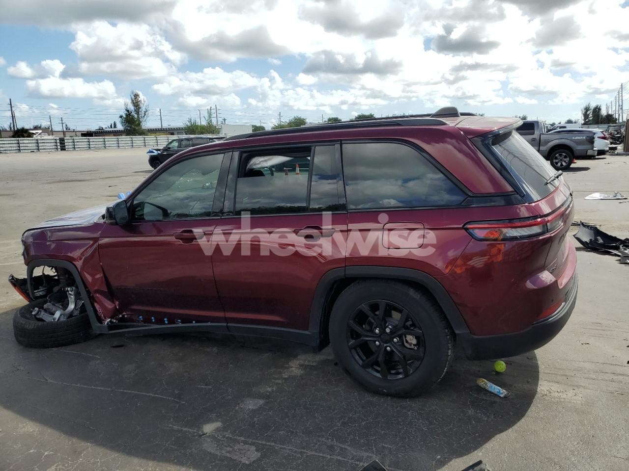 Photo 2 of 2024 JEEP GRAND CHEROKEE LAREDO (VIN 1C4RJHAG6RC180434)