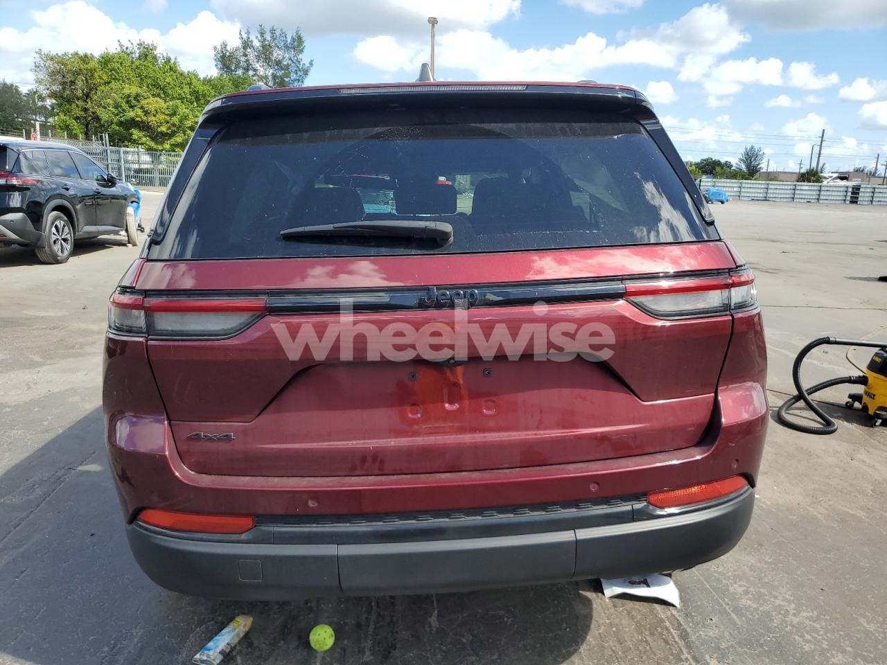 Photo 6 of 2024 JEEP GRAND CHEROKEE LAREDO (VIN 1C4RJHAG6RC180434)