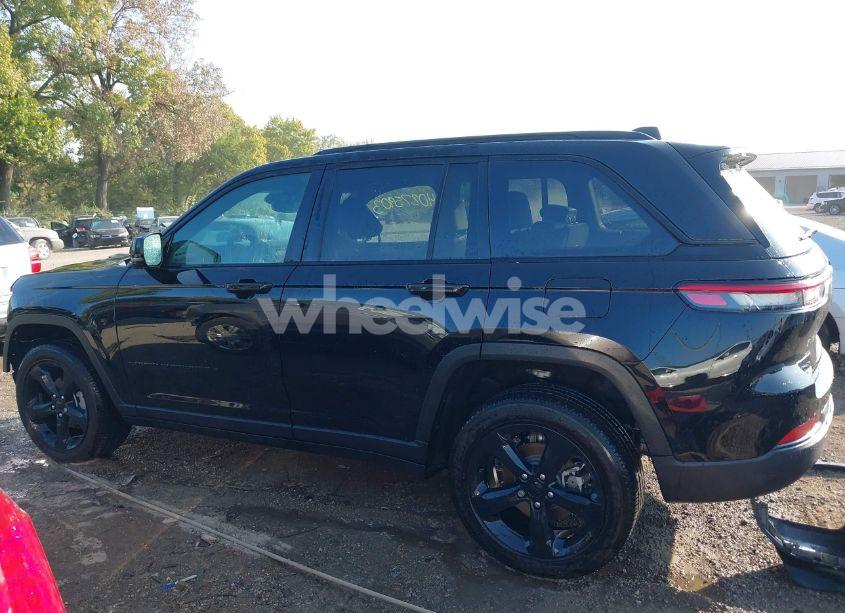 Photo 15 of 2024 Jeep Grand CHEROKEE ALTITUDE X 4X4 (VIN 1C4RJHAG6RC187965)