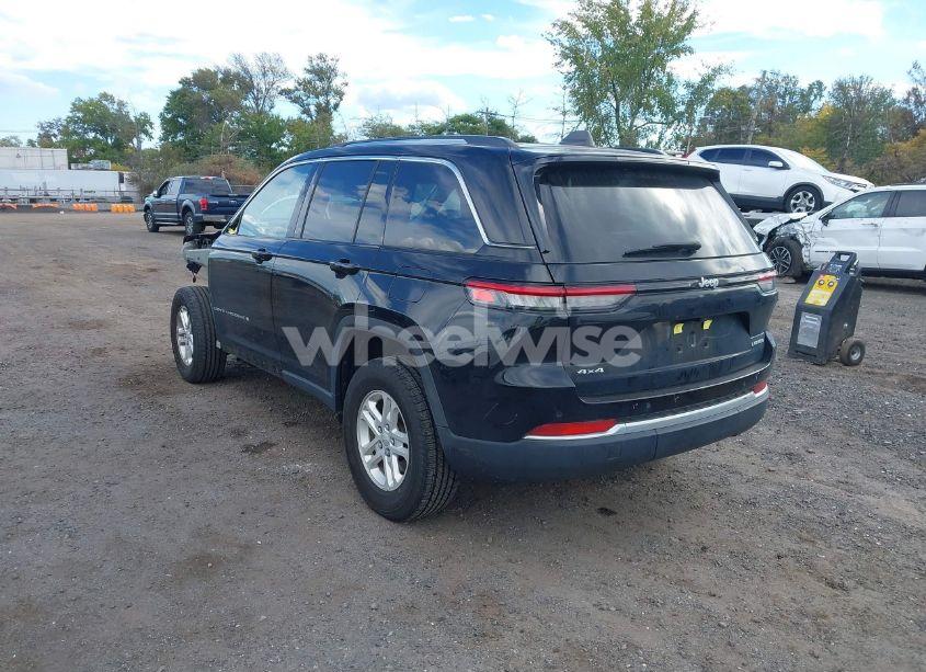 Photo 3 of 2023 Jeep Grand CHEROKEE LAREDO 4X4 (VIN 1C4RJHAG7P8709731)