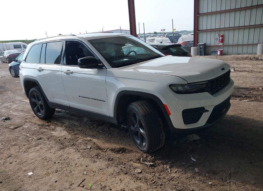 2023 Jeep Grand CHEROKEE ALTITUDE 4X4 (VIN 1C4RJHAG7P8866837) main photo