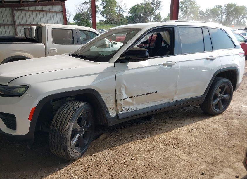 Photo 14 of 2023 Jeep Grand CHEROKEE ALTITUDE 4X4 (VIN 1C4RJHAG7P8866837)