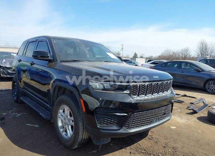 2023 Jeep Grand CHEROKEE LAREDO 4X4 (VIN 1C4RJHAG7PC600196) main photo