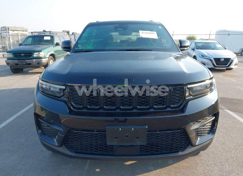 Photo 13 of 2023 Jeep Grand CHEROKEE ALTITUDE 4X4 (VIN 1C4RJHAG7PC608850)