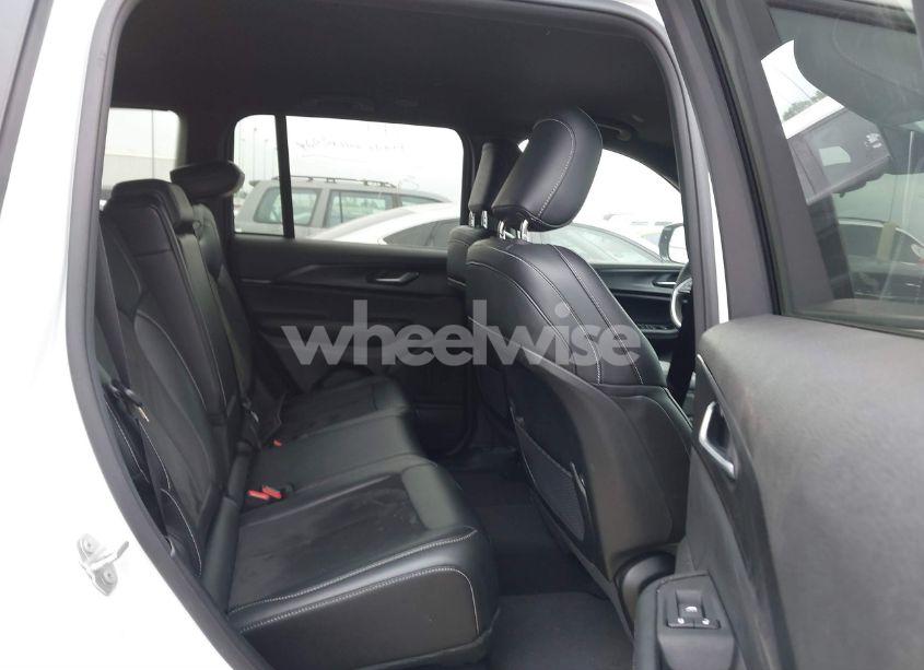 Photo 8 of 2023 Jeep Grand CHEROKEE ALTITUDE 4X4 (VIN 1C4RJHAG7PC640598)