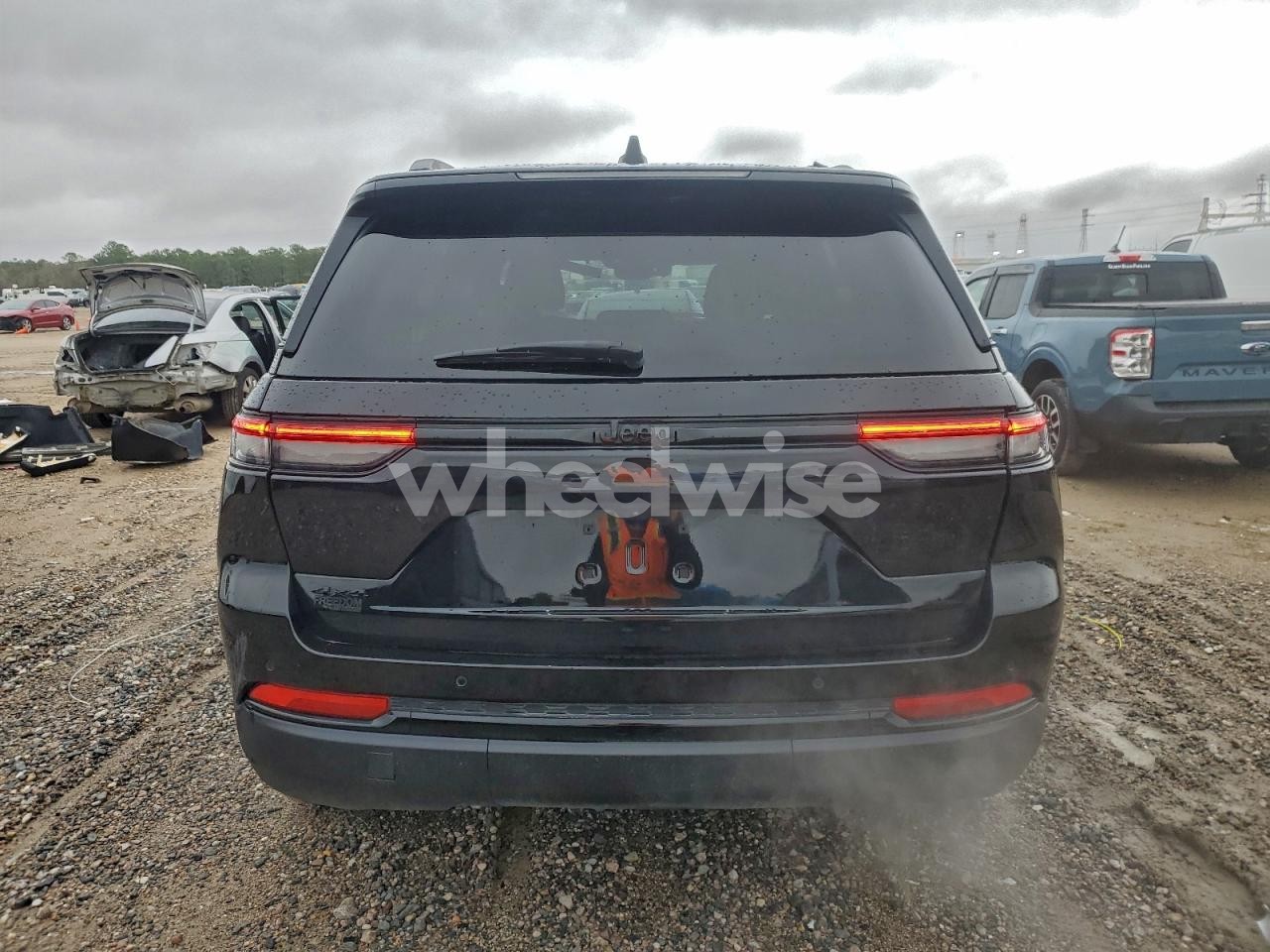 Photo 6 of 2025 JEEP GRAND CHEROKEE LAREDO (VIN 1C4RJHAG7SC264588)