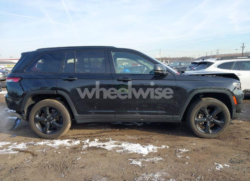 Photo 14 of 2023 Jeep Grand CHEROKEE ALTITUDE 4X4 (VIN 1C4RJHAG8PC622174)