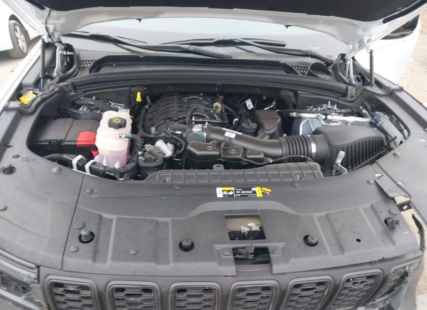 Photo 10 of 2024 Jeep Grand CHEROKEE ALTITUDE 4X4 (VIN 1C4RJHAG8RC222831)