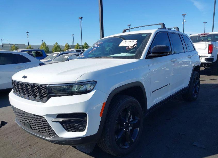 Photo 2 of 2023 Jeep Grand CHEROKEE ALTITUDE 4X4 (VIN 1C4RJHAG9P8900700)