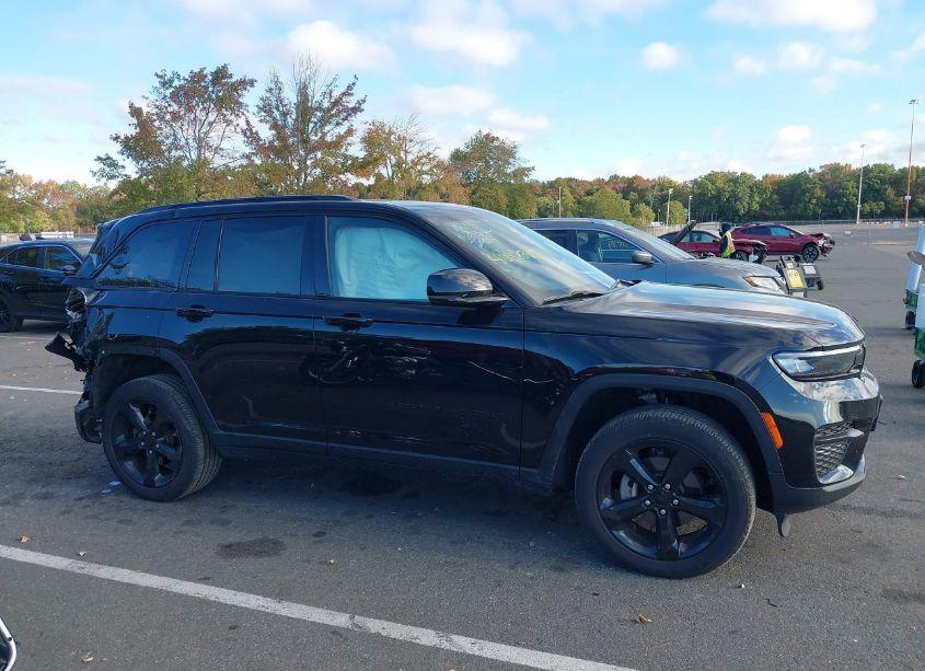 Photo 13 of 2023 Jeep Grand CHEROKEE ALTITUDE 4X4 (VIN 1C4RJHAG9PC560137)