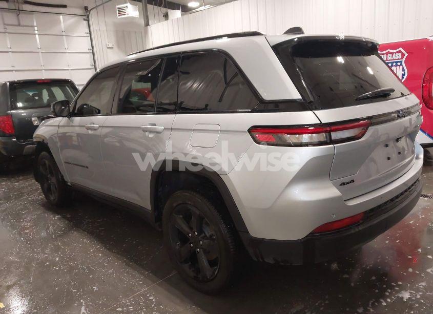 Photo 3 of 2023 Jeep Grand CHEROKEE ALTITUDE 4X4 (VIN 1C4RJHAGXP8882546)