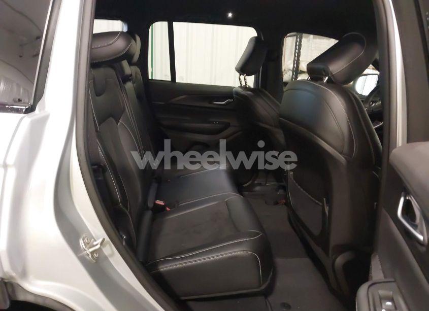 Photo 8 of 2023 Jeep Grand CHEROKEE ALTITUDE 4X4 (VIN 1C4RJHAGXP8882546)