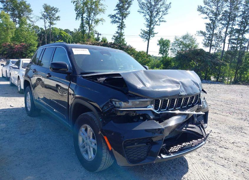 2023 Jeep Grand CHEROKEE LAREDO 4X4 (VIN 1C4RJHAGXPC593129) main photo