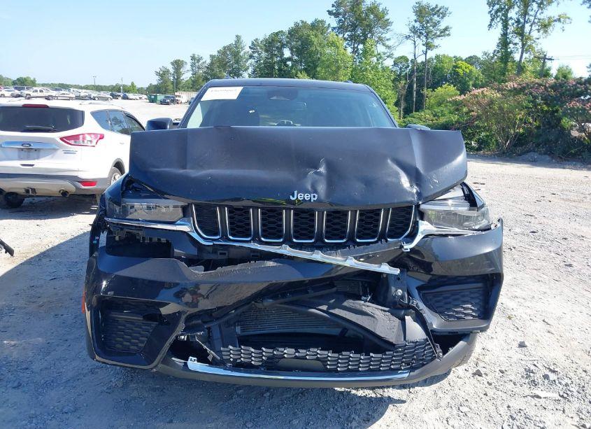 Photo 12 of 2023 Jeep Grand CHEROKEE LAREDO 4X4 (VIN 1C4RJHAGXPC593129)